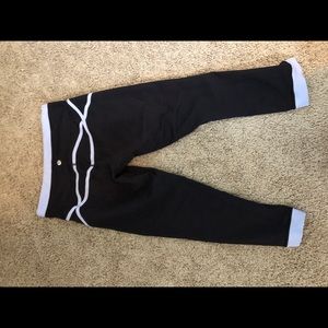 Lululemon cropped leggings